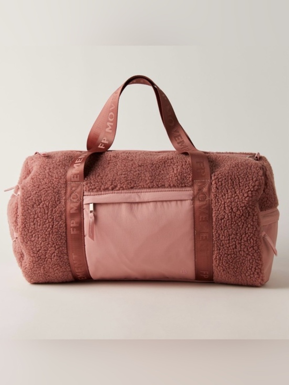 NWT Free People Movement 20 x 14 Slopes Sherpa Duffle Bag in Gem Mauve New $128